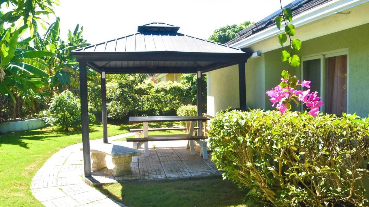 Photo of Outdoor in St. Ann's Bay