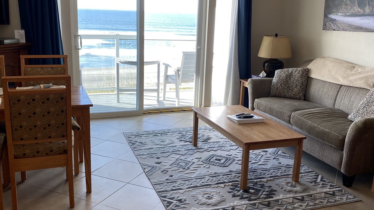 Photo of Livingroom in Lincoln City