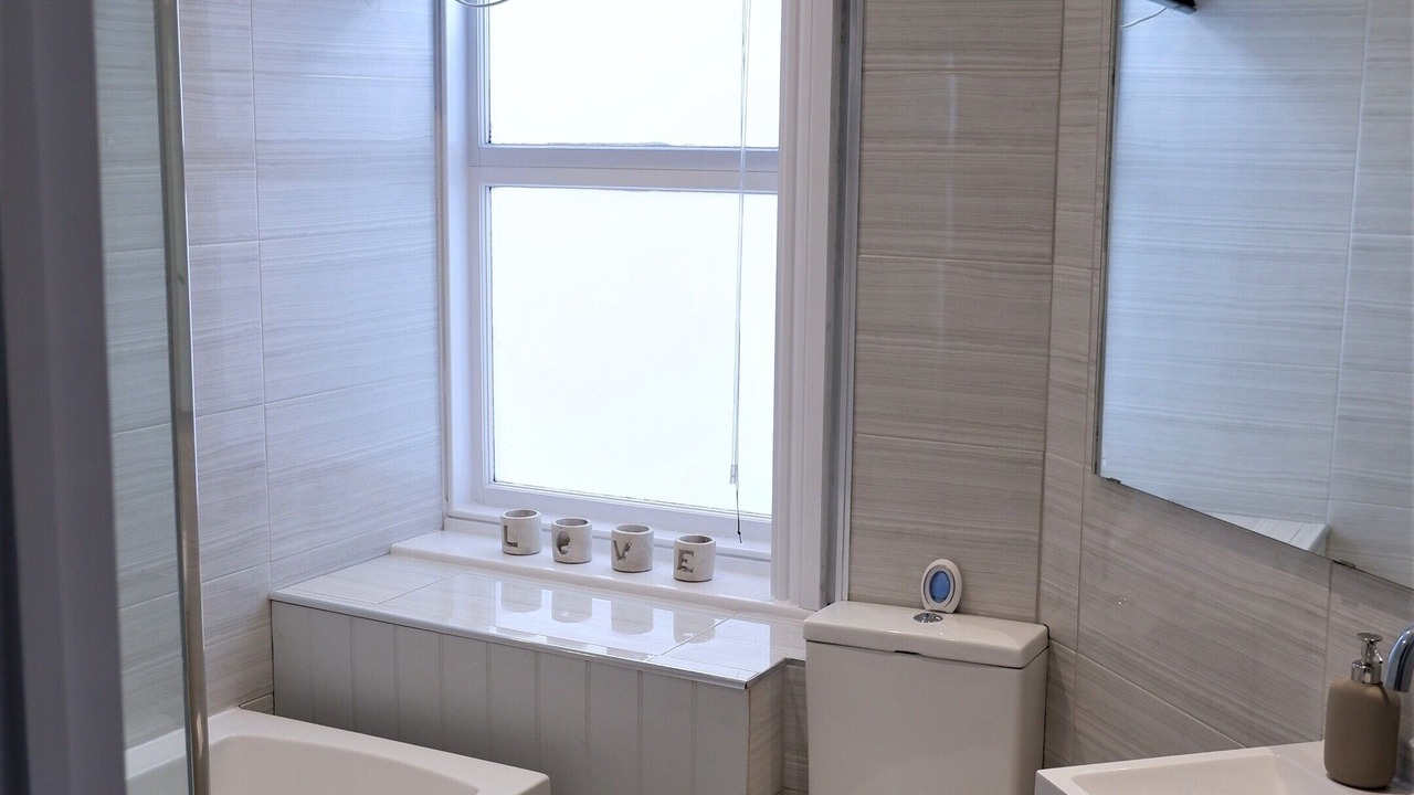 Photo of Bathroom in Bristol Old City