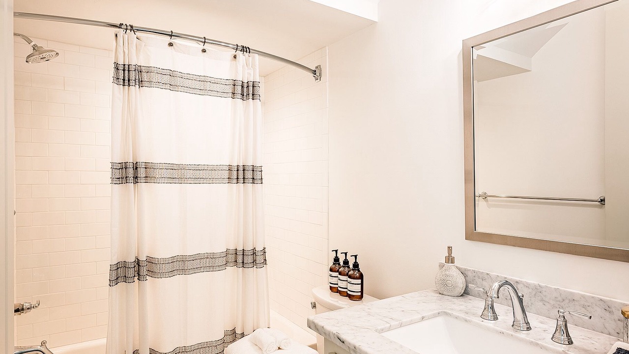 Photo of Bathroom in Neartown