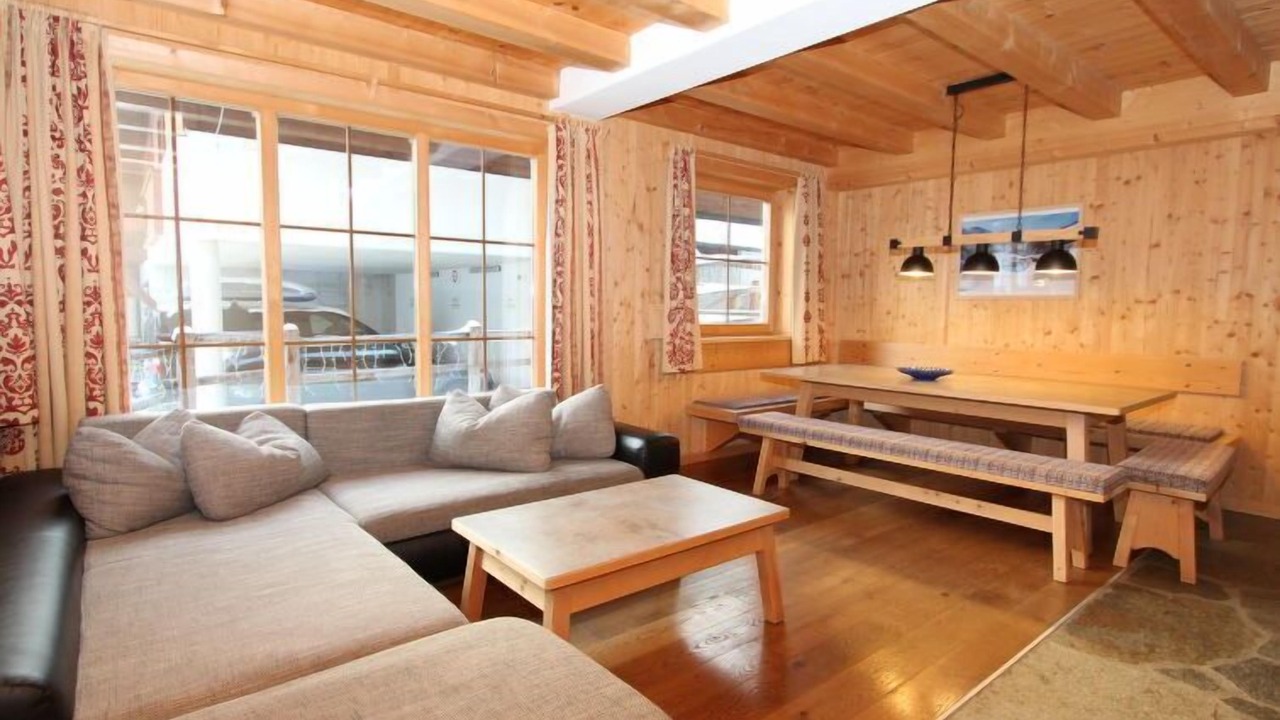 Photo of Livingroom in Tux