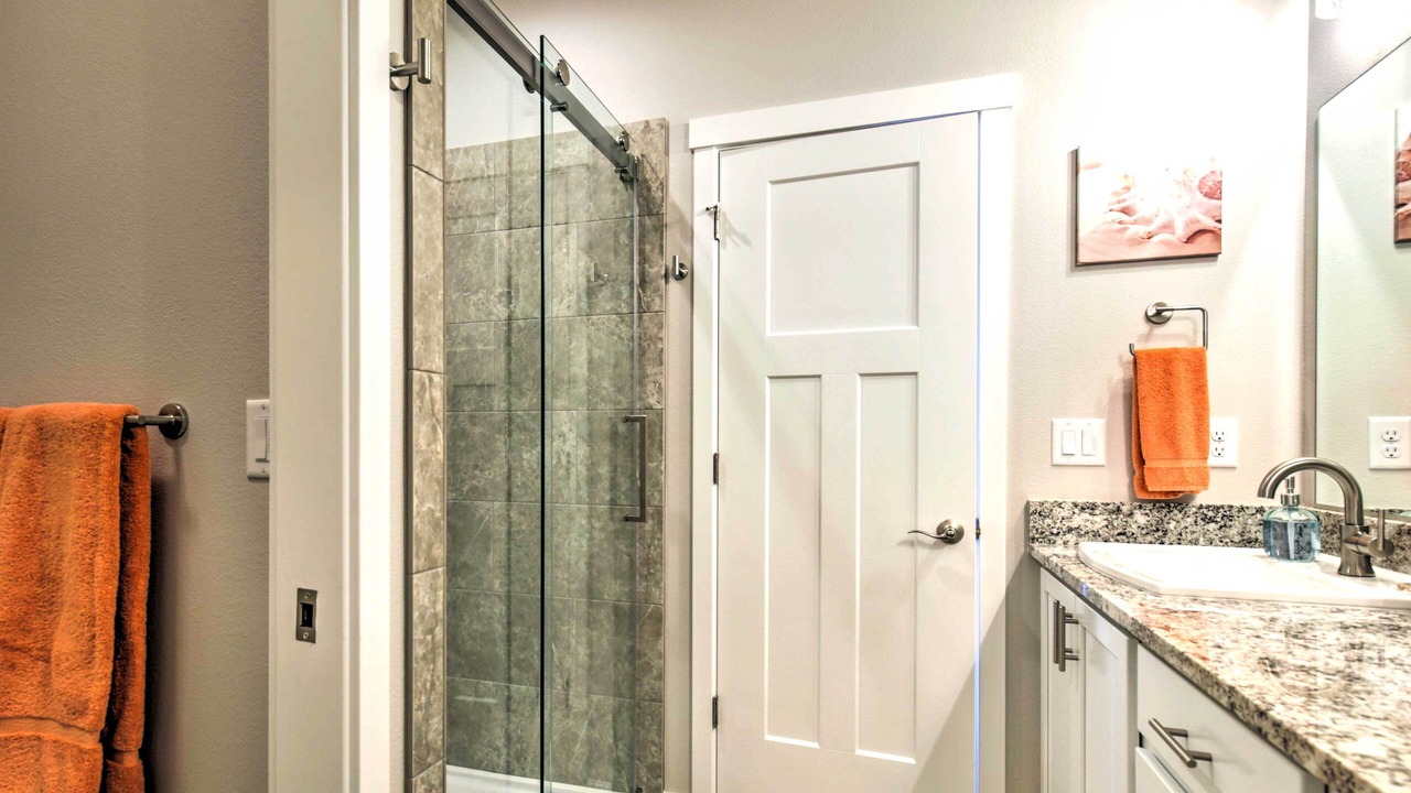 Photo of Bathroom in Neskowin