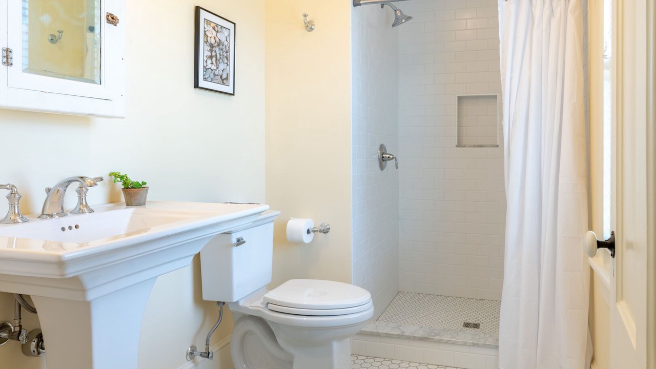 Photo of Bathroom in Matunuck