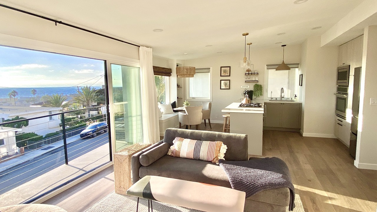 Photo of Livingroom in Hermosa Beach