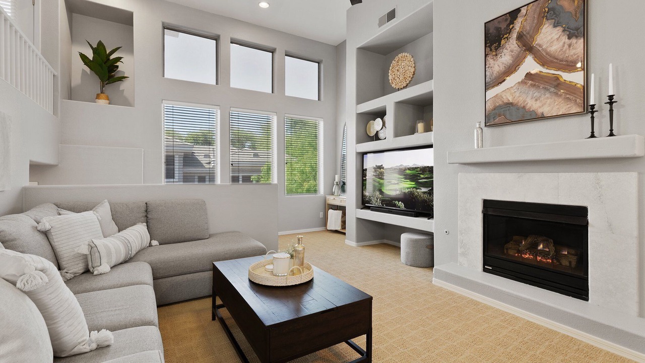 Photo of Livingroom in Kierland