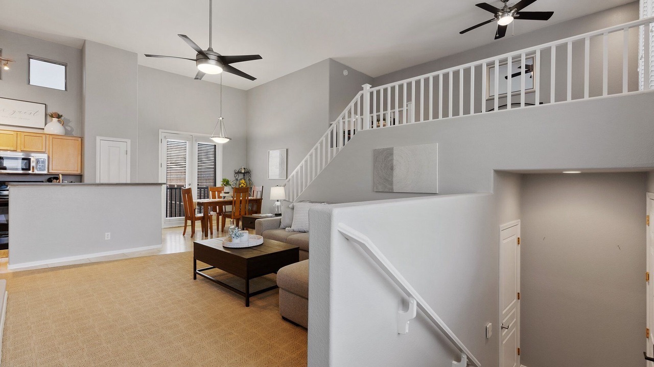 Photo of Livingroom in Kierland