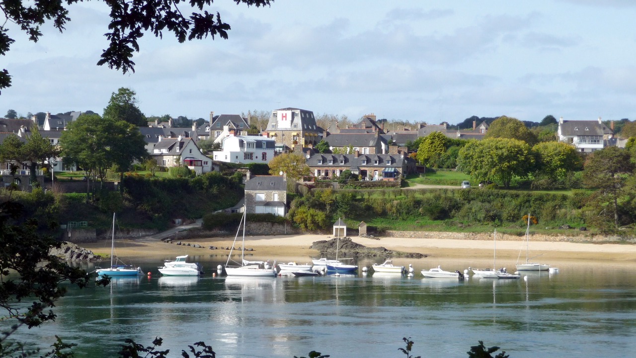 Photo of Others in Lezardrieux
