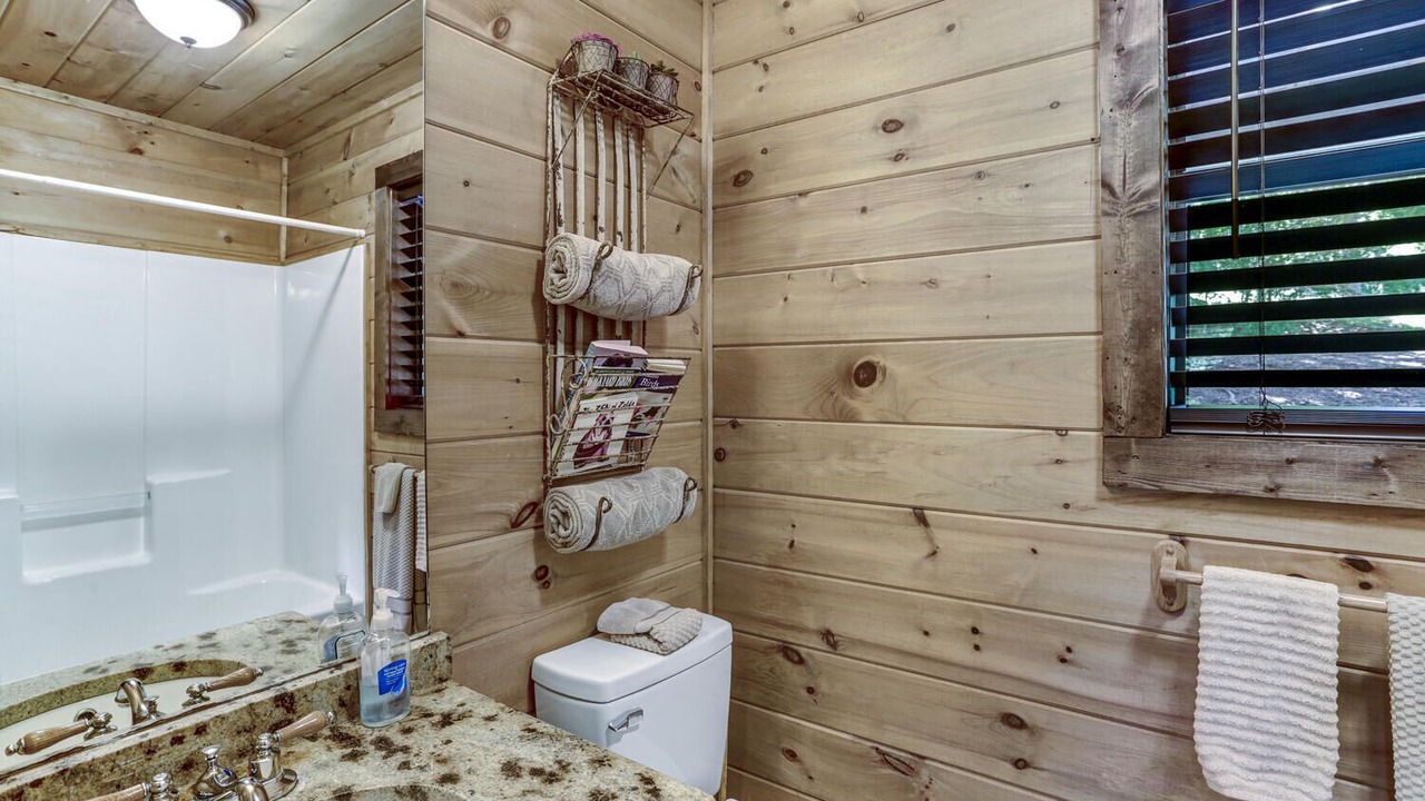 Photo of Bathroom in Hayesville