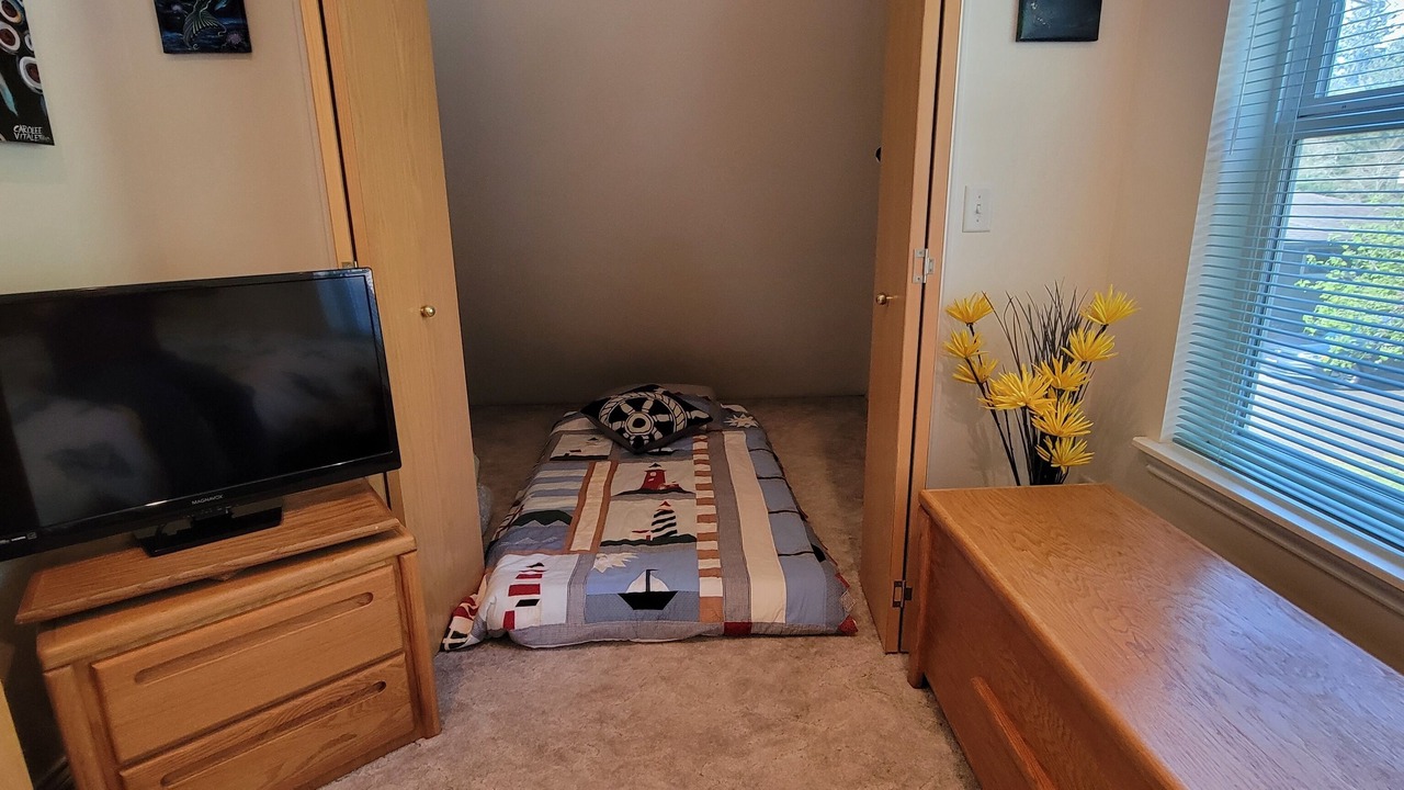 Photo of Bedroom in Oregon Coast