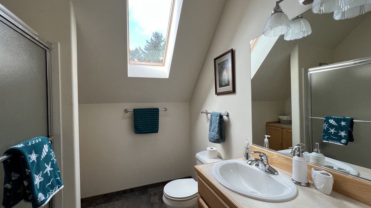 Photo of Bathroom in Oregon Coast
