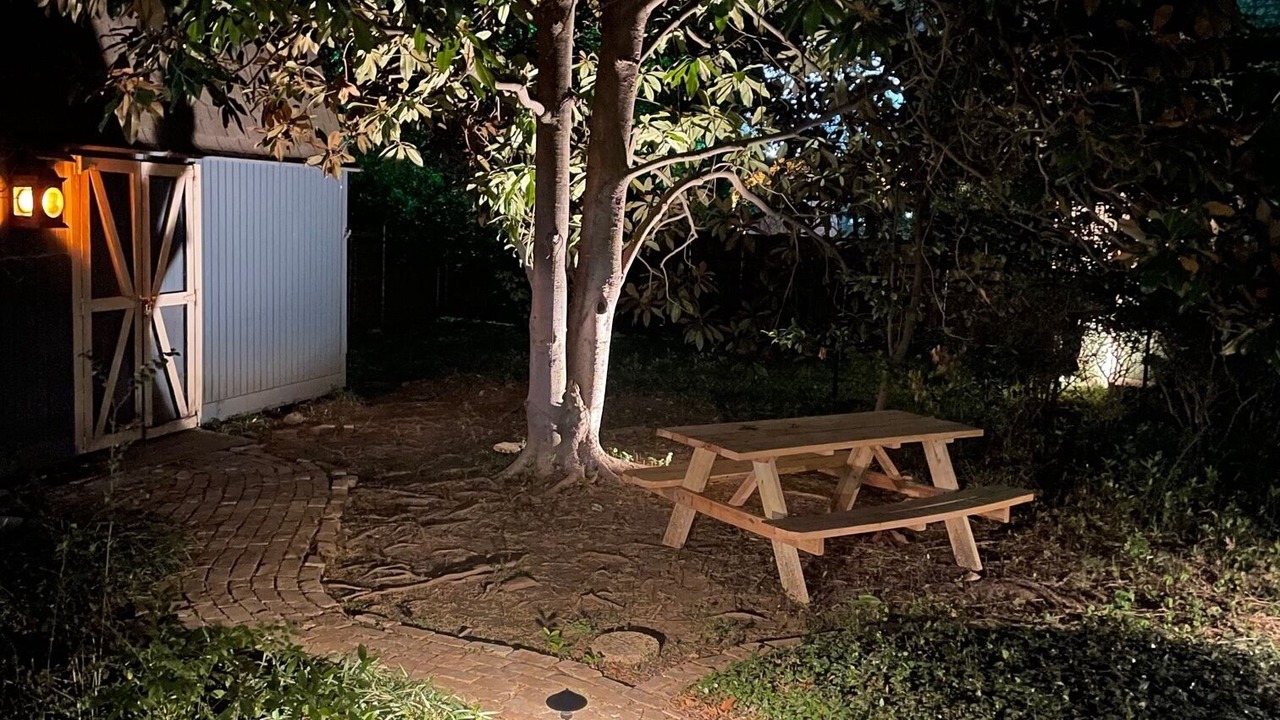 Photo of Outdoor in Central Arlington