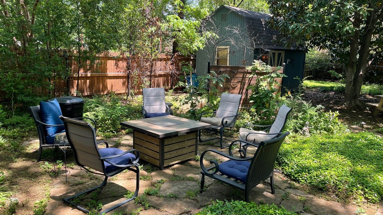 Photo of Outdoor in Central Arlington