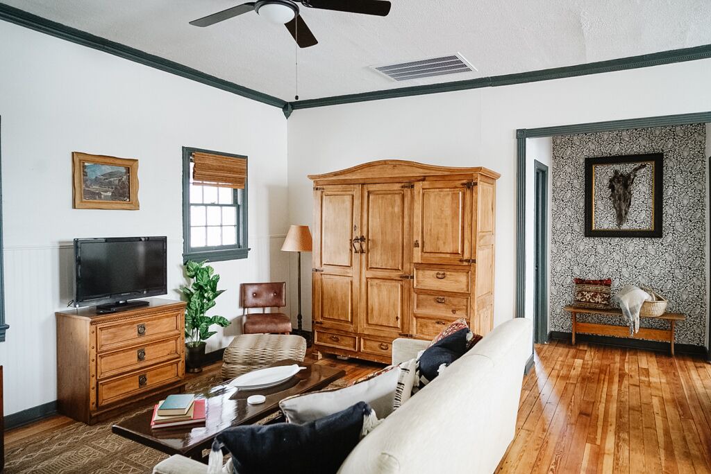 Photo of Livingroom in Clarksville