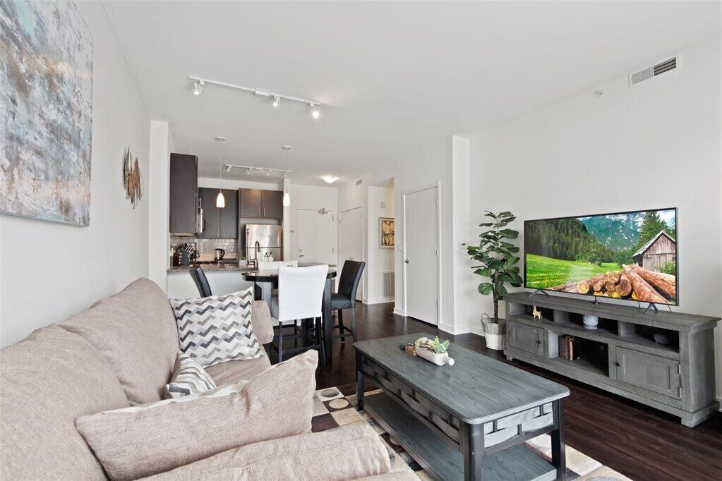 Photo of Livingroom in Evanston