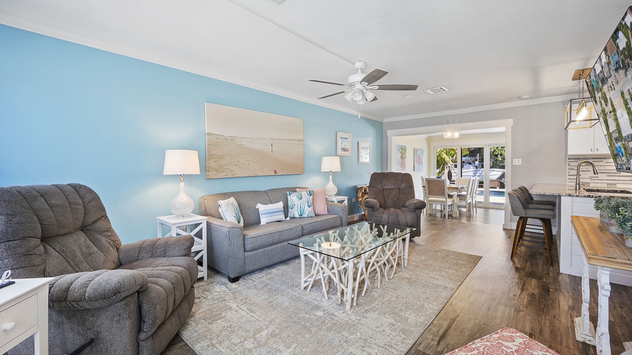 Photo of Livingroom in Marathon