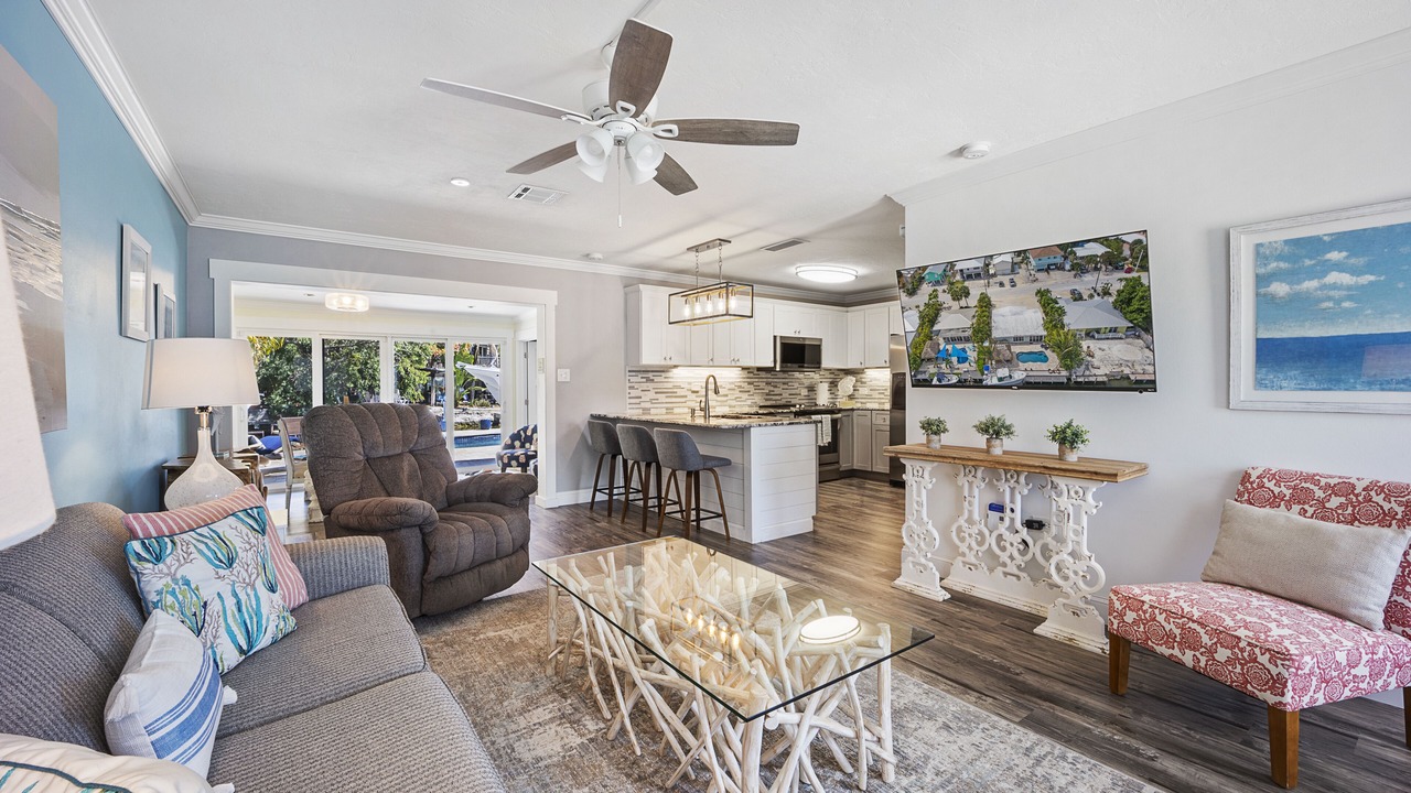 Photo of Livingroom in Marathon