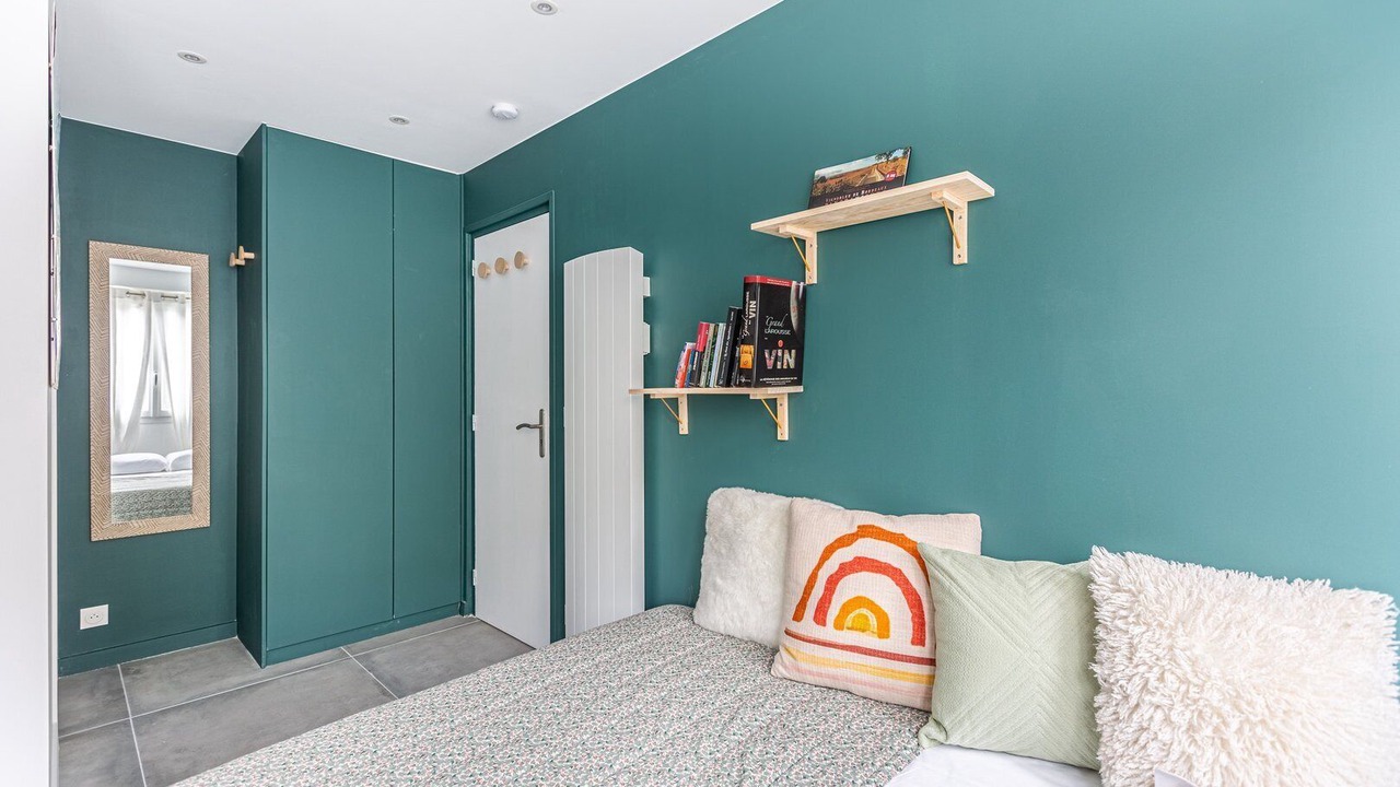 Photo of Bedroom in Chartrons