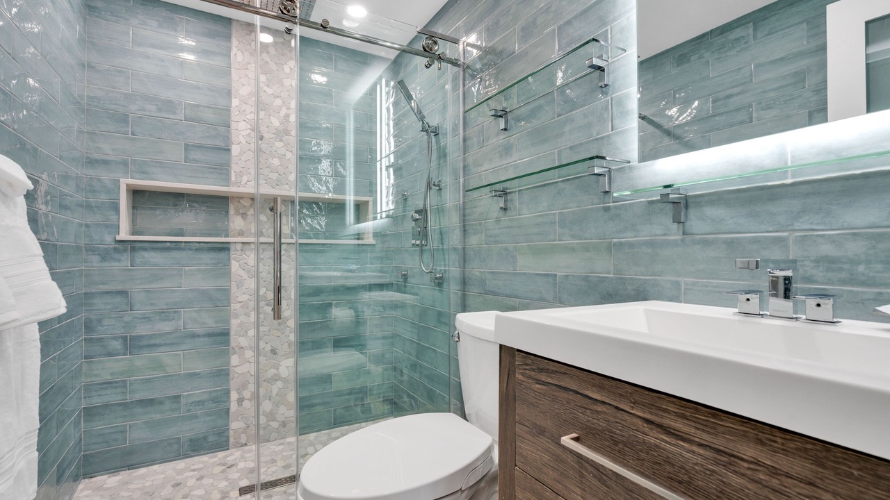 Photo of Bathroom in Marathon