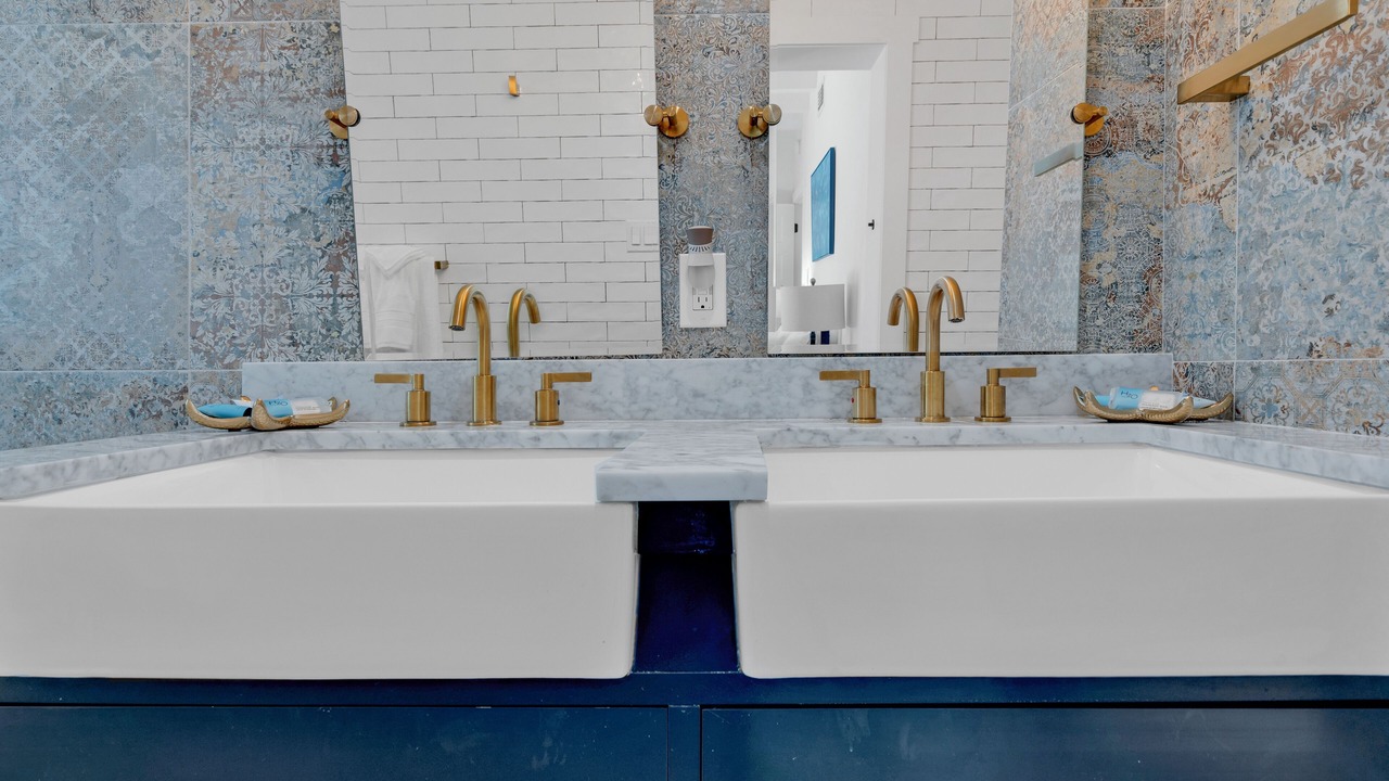 Photo of Bathroom in Marathon