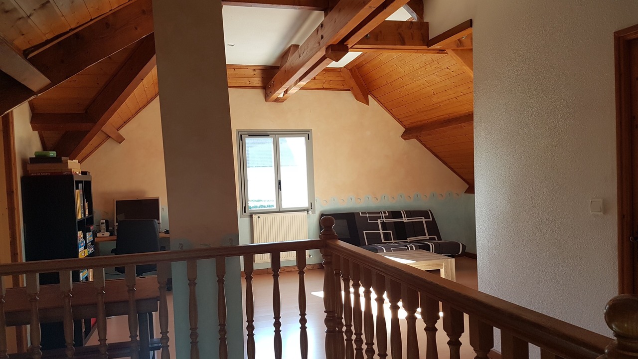 Photo of Livingroom in Saint-Lothain