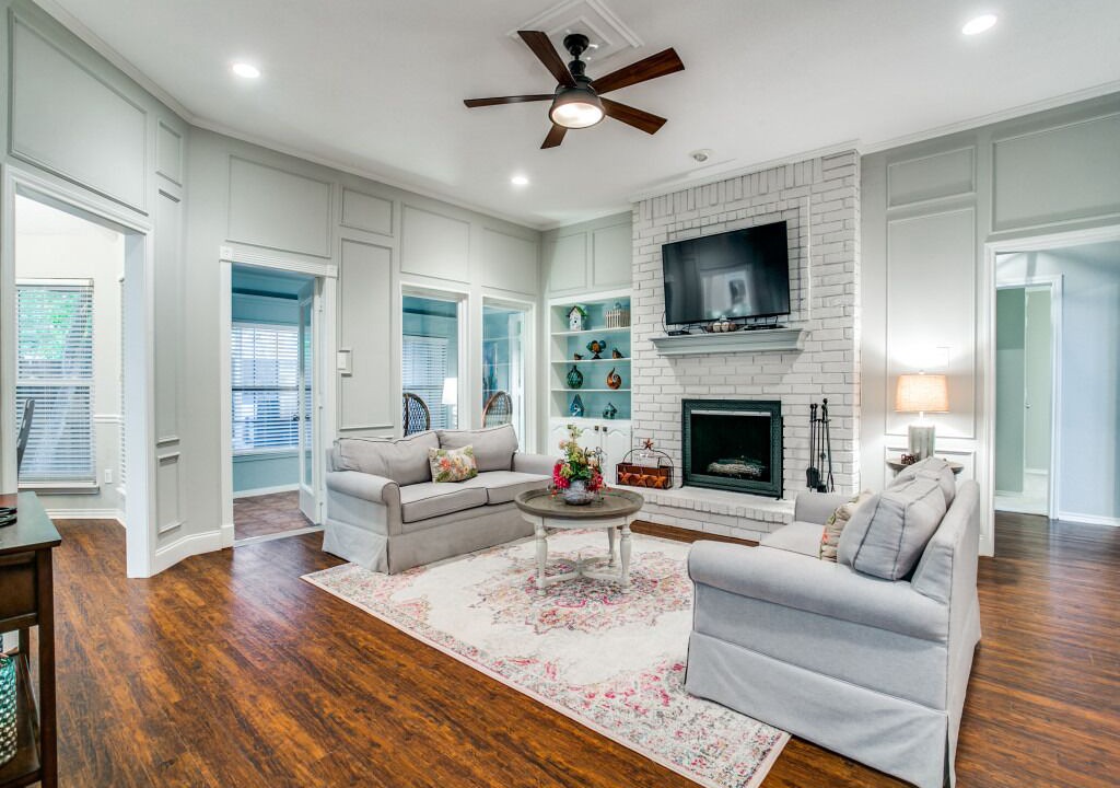 Photo of Livingroom in Grapevine