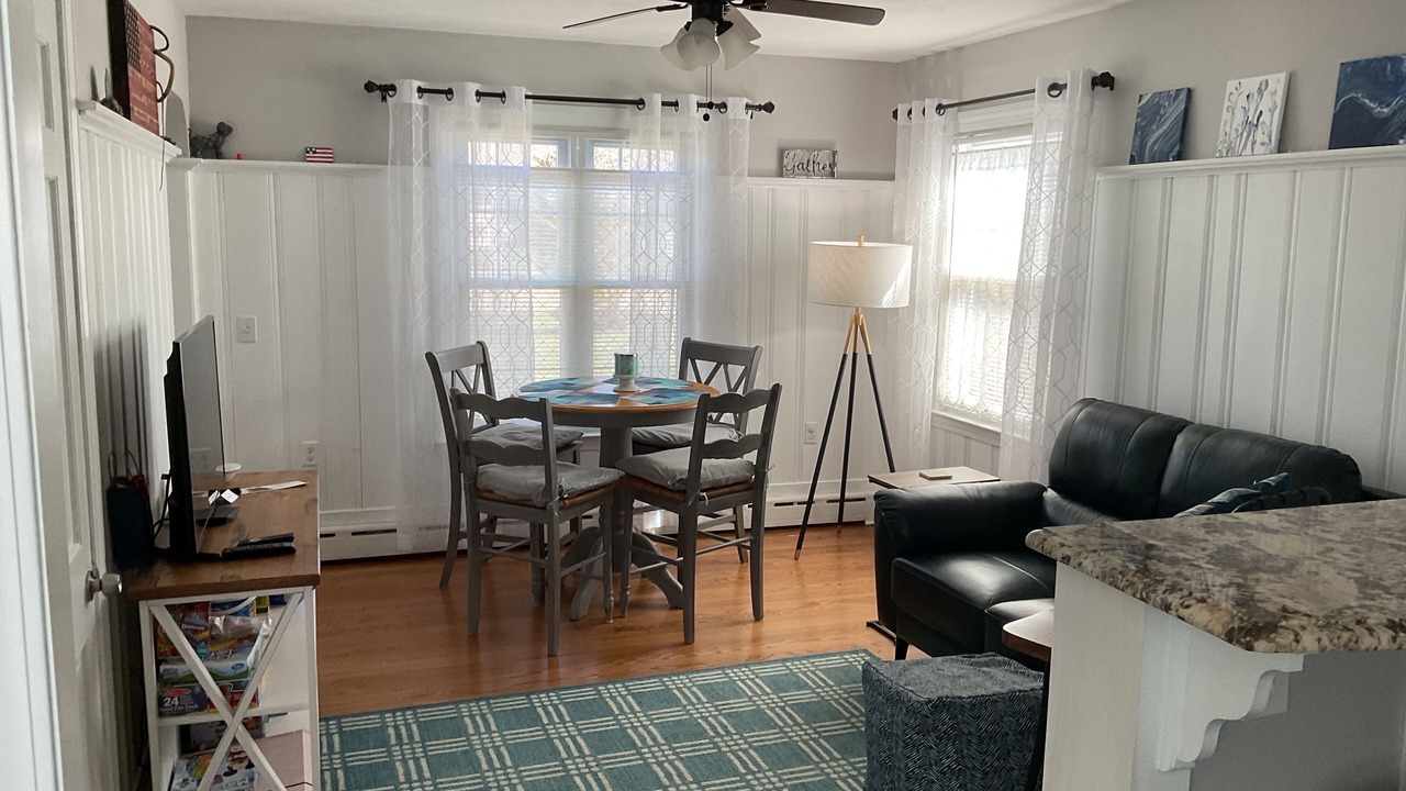 Photo of Livingroom in Pawcatuck