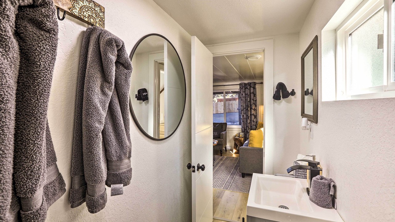 Photo of Bathroom in Lincoln Park