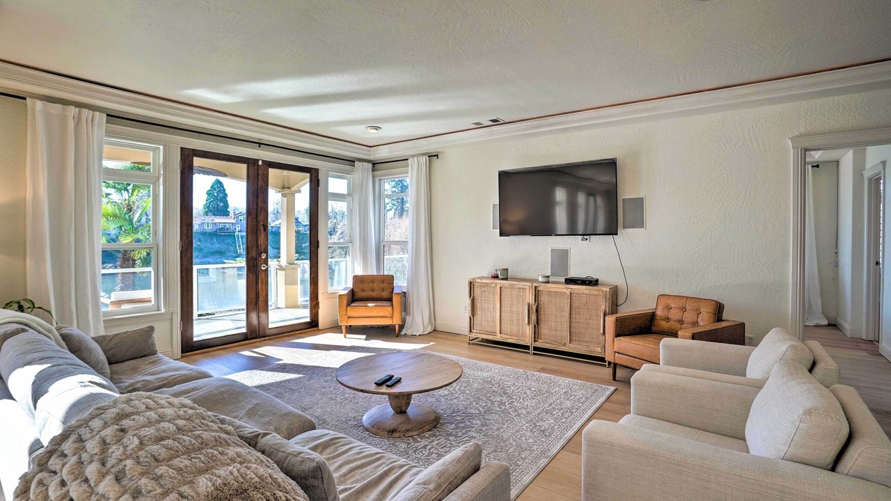 Photo of Bedroom in Grants Pass