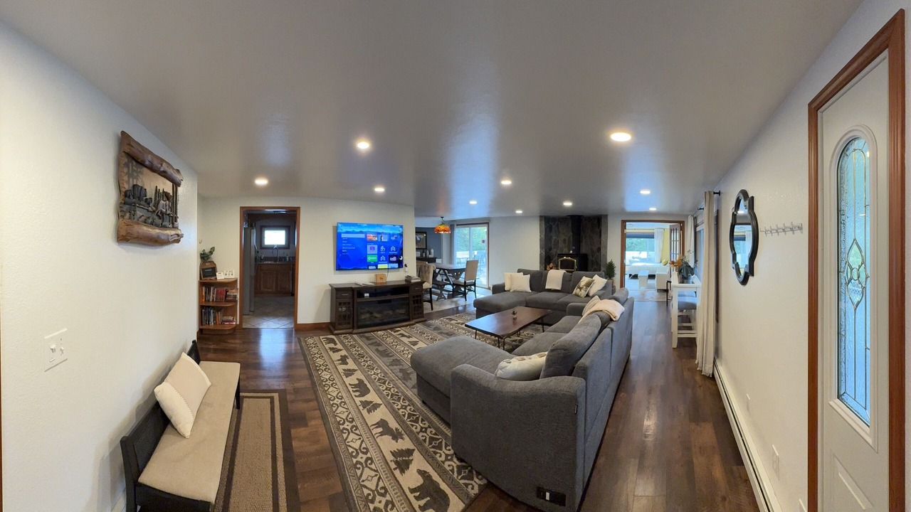 Photo of Livingroom in Huffman - O' Malley