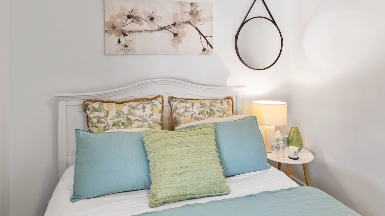 Photo of Bedroom in Mount Riverview