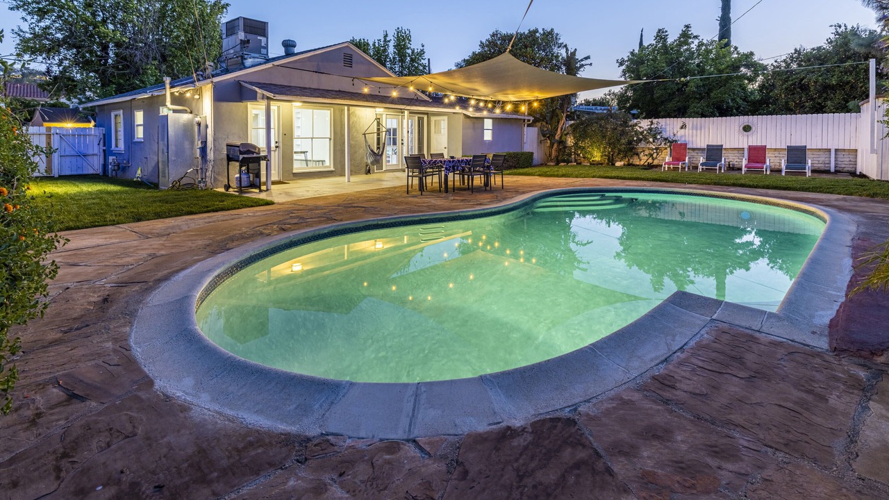 Photo of Outdoor in Tarzana
