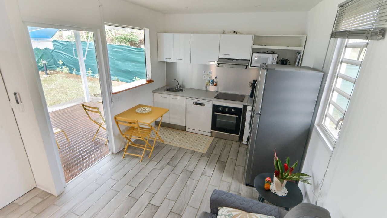 Photo of Kitchen in Baie-Mahault