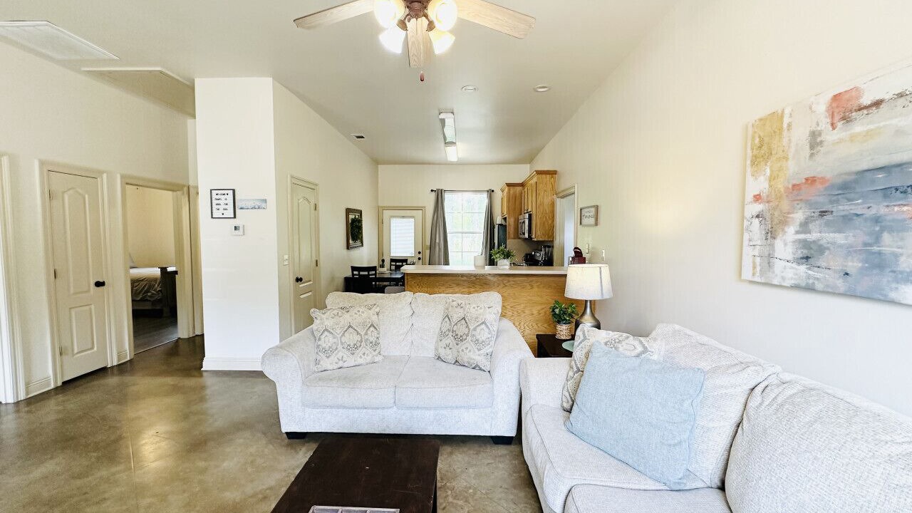 Photo of Livingroom in Pine Grove