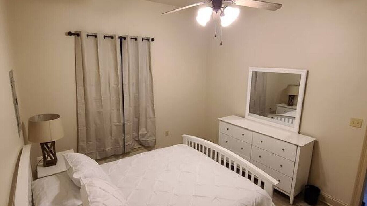 Photo of Bedroom in Pine Grove