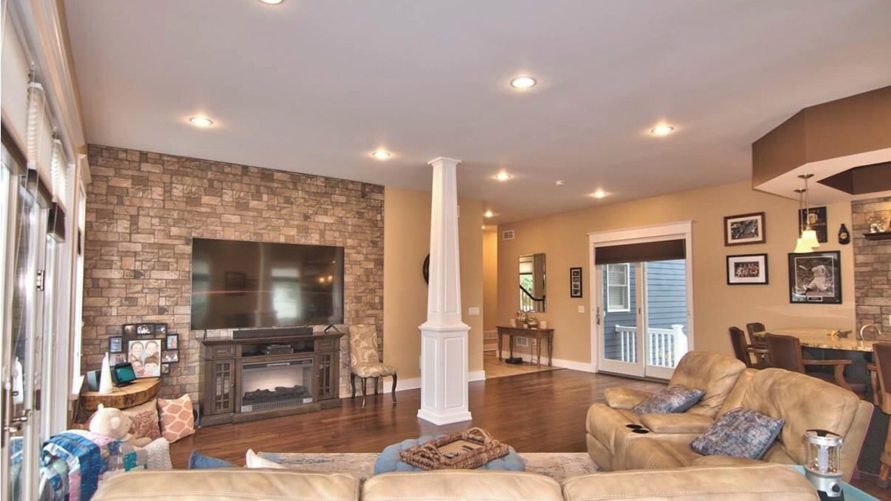 Photo of Livingroom in Carbondale