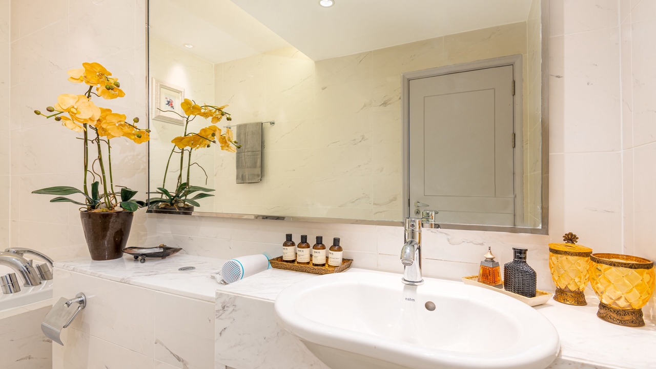 Photo of Bathroom in Yan Nawa