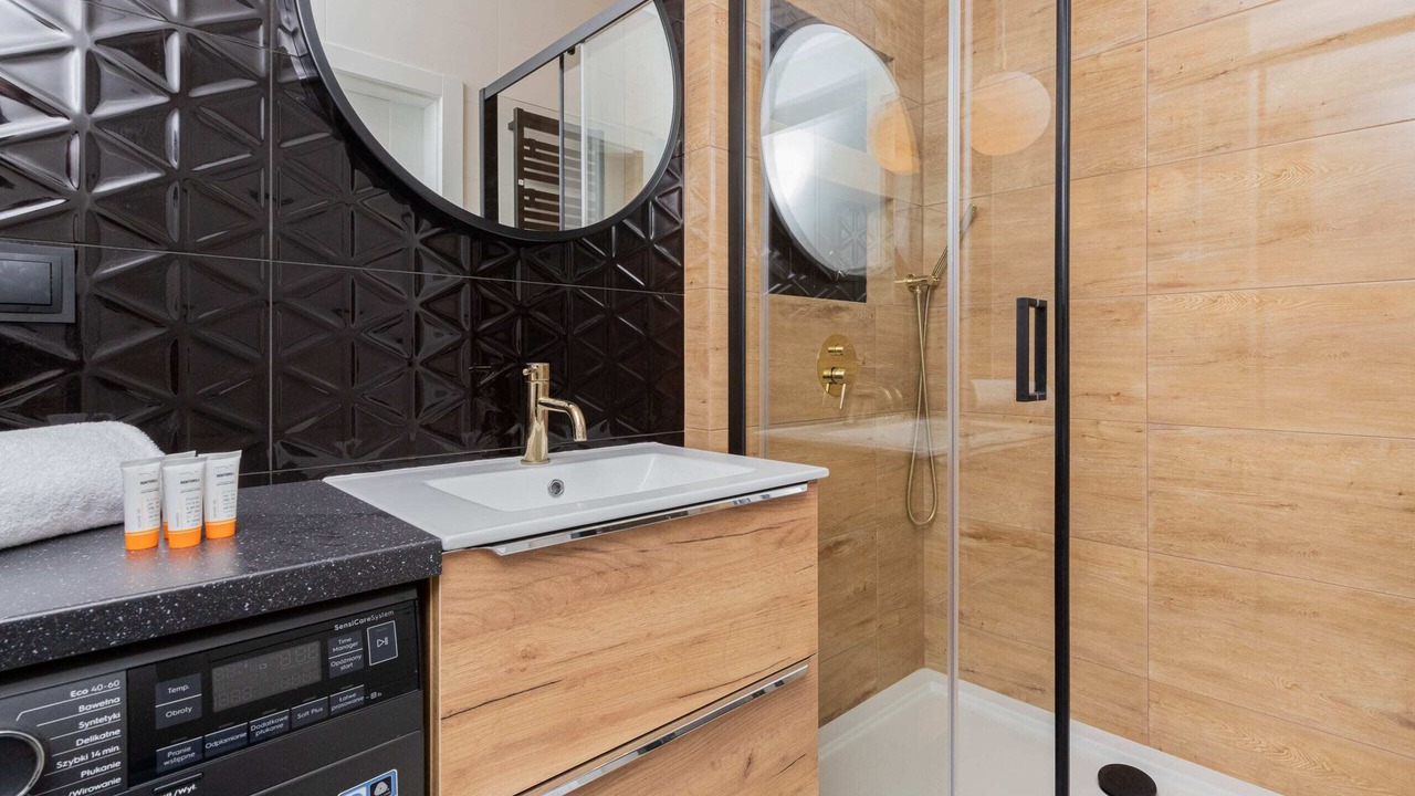 Photo of Bathroom in Puck