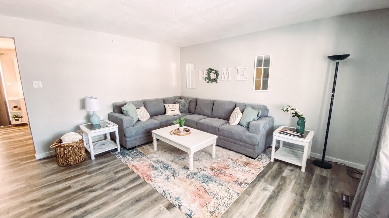 Photo of Livingroom in South Lethbridge