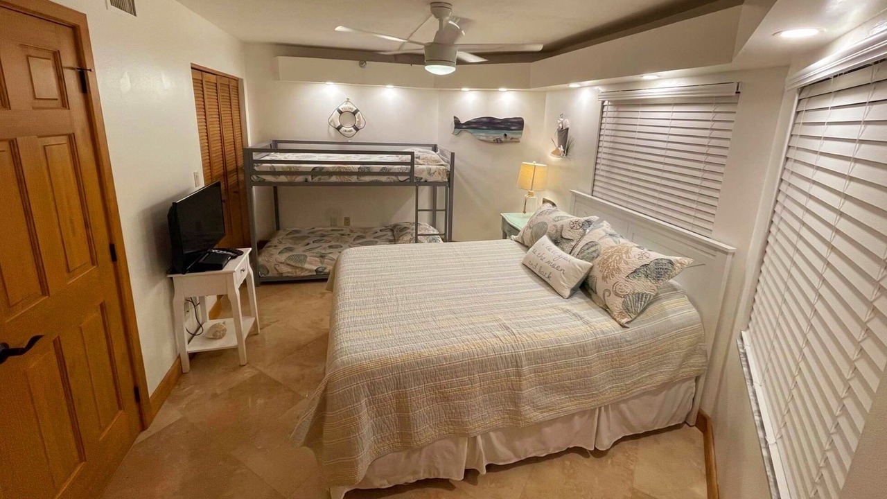 Photo of Bedroom in Sand Key