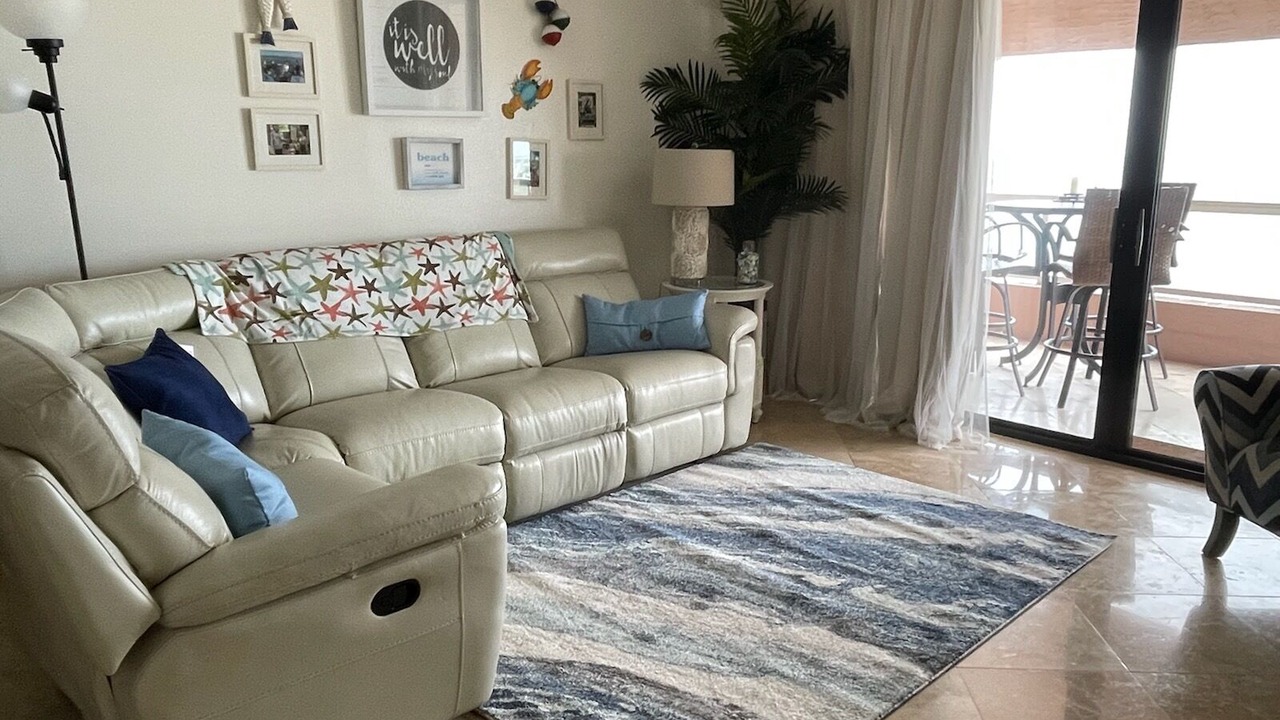 Photo of Livingroom in Sand Key