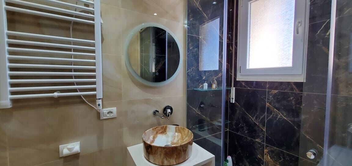 Photo of Bathroom in Golem