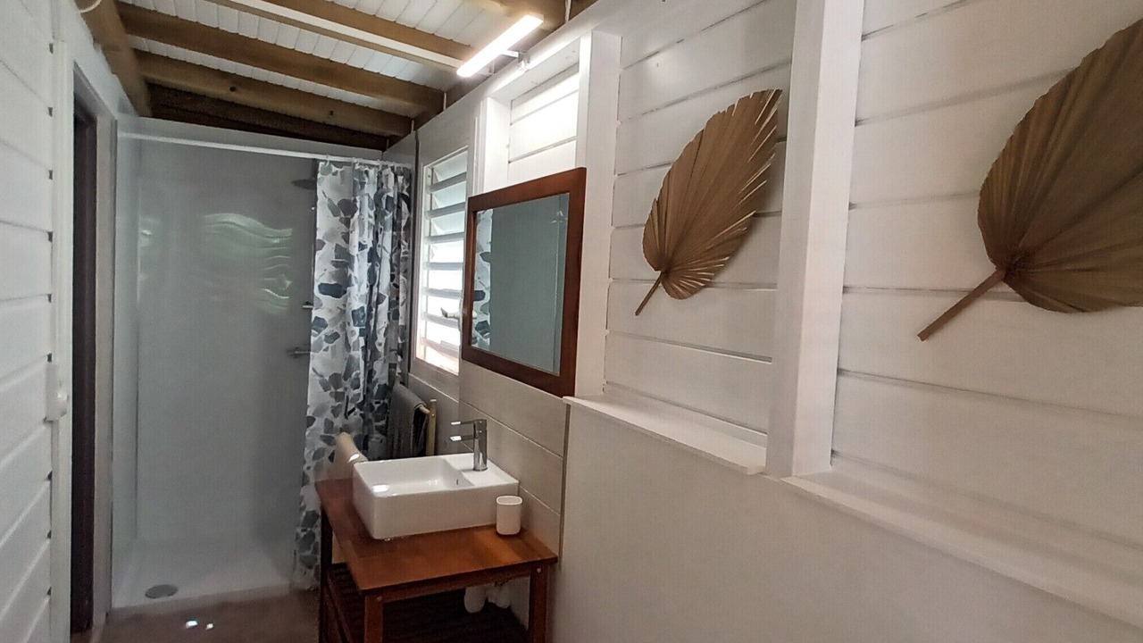 Photo of Bathroom in Pointe-Noire
