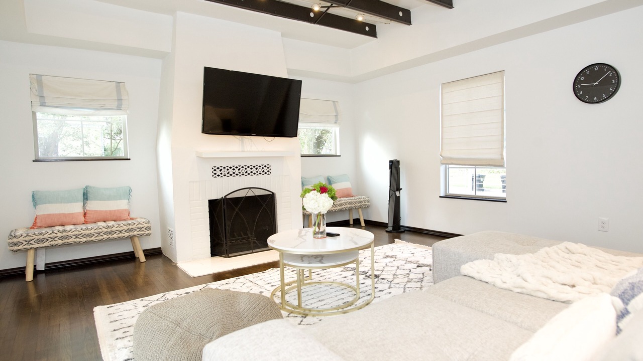 Photo of Livingroom in MacGregor