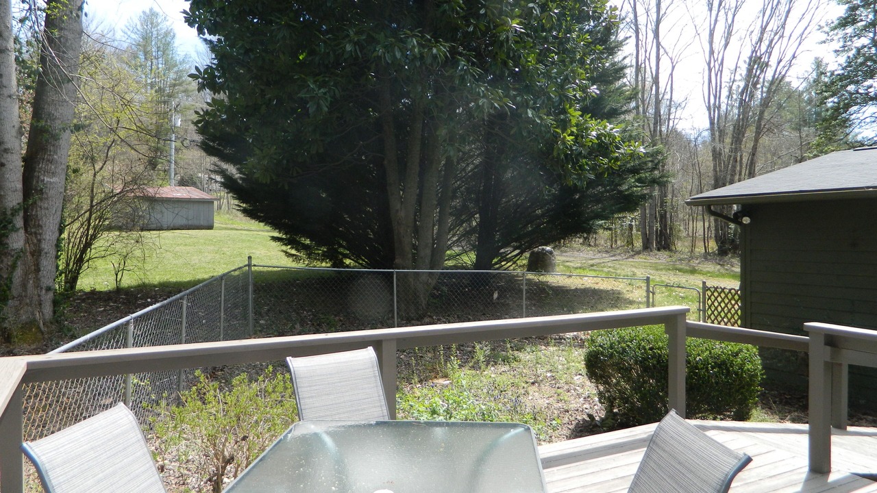 Photo of Outdoor in Hayesville