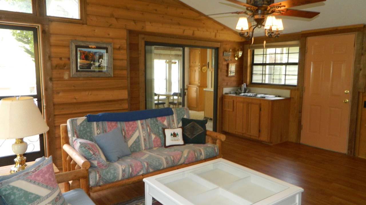 Photo of Bedroom in Hayesville