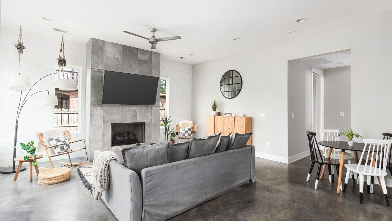 Photo of Bedroom in Inglewood