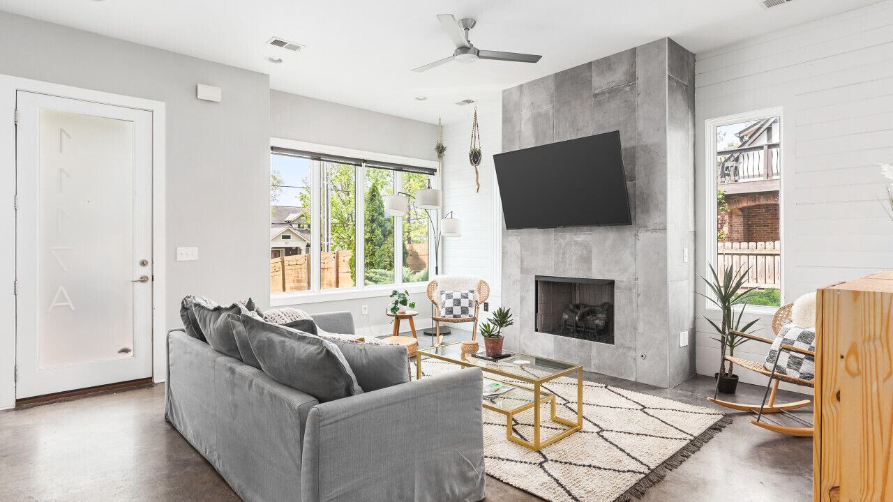 Photo of Bedroom in Inglewood