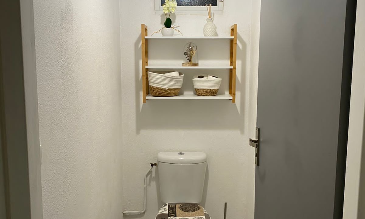 Photo of Bathroom in Les Abymes