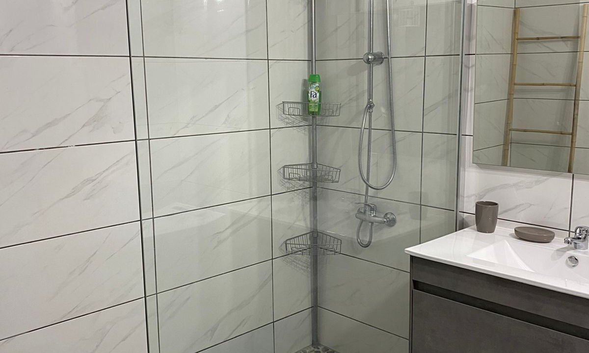 Photo of Bathroom in Les Abymes