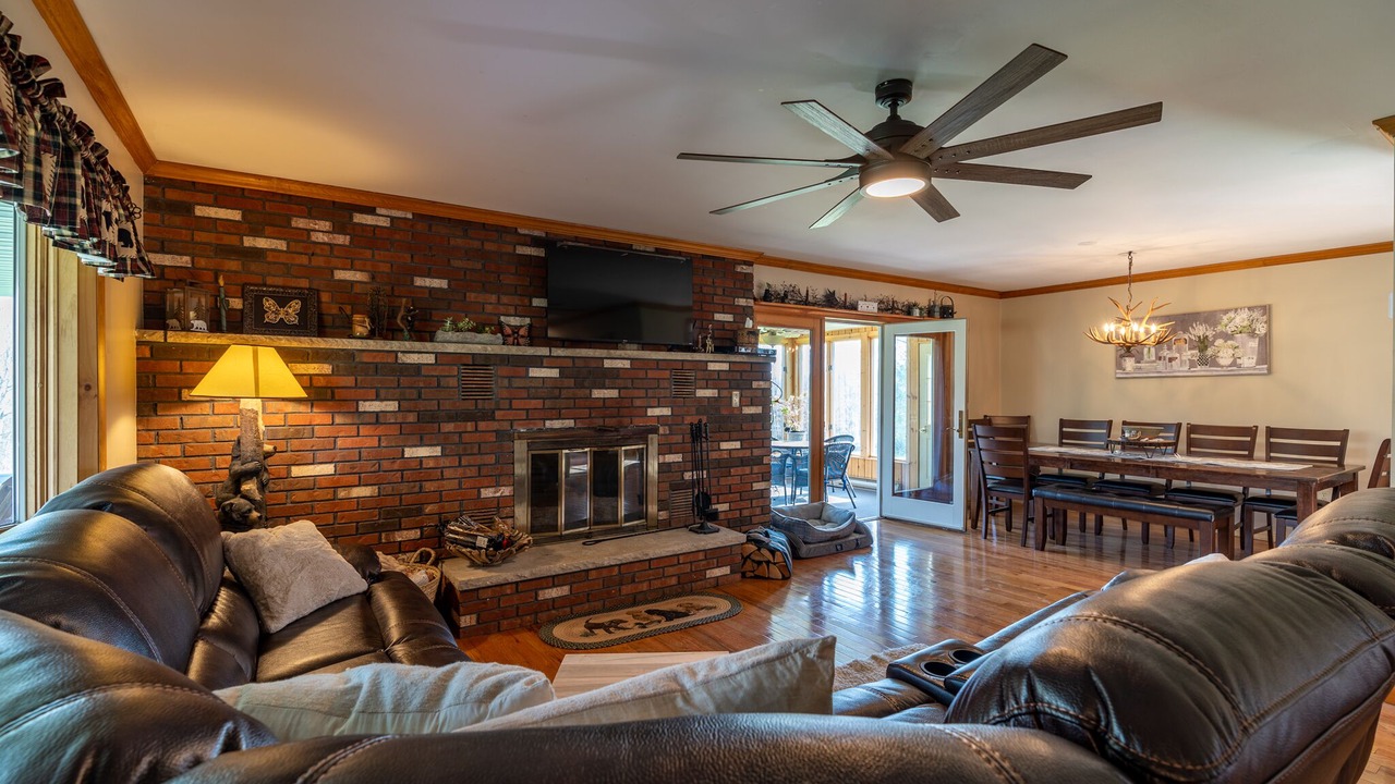Photo of Livingroom in Rushville